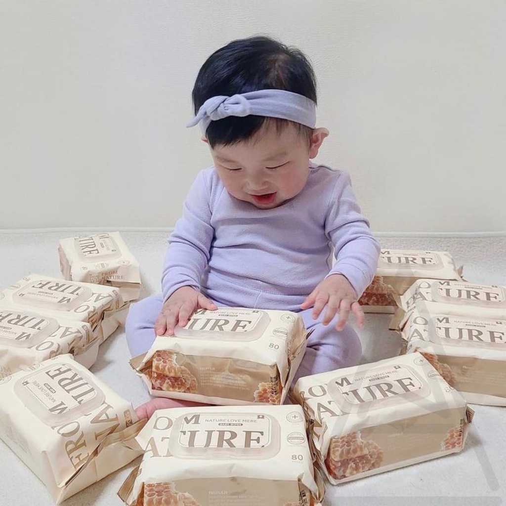 COMBO 1 thùng 10 bịch Khăn ướt Nature Love Mere cao cấp kháng khuẩn ĐẬU XANH/ĐẬU ĐEN/KEO ONG