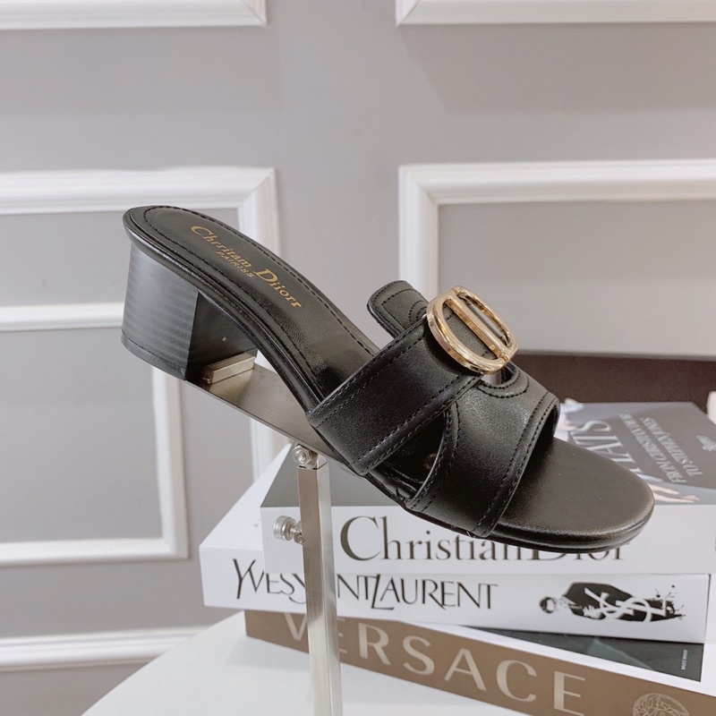 ❄️ HÀNG CÓ SẴN❄️ Guốc khoá gót vuông 5cm