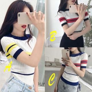 Áo thun sọc ngang phối màu tương phản phong cách Hàn Quốc