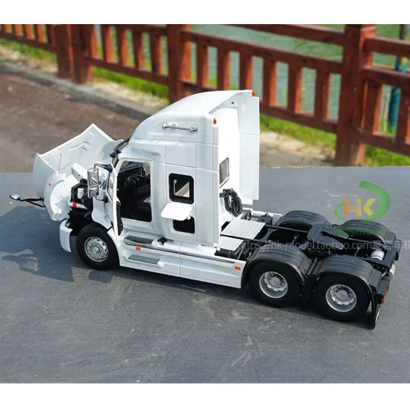 Xe mô hình đầu kéo container JAC V7 Kim loại 1:24