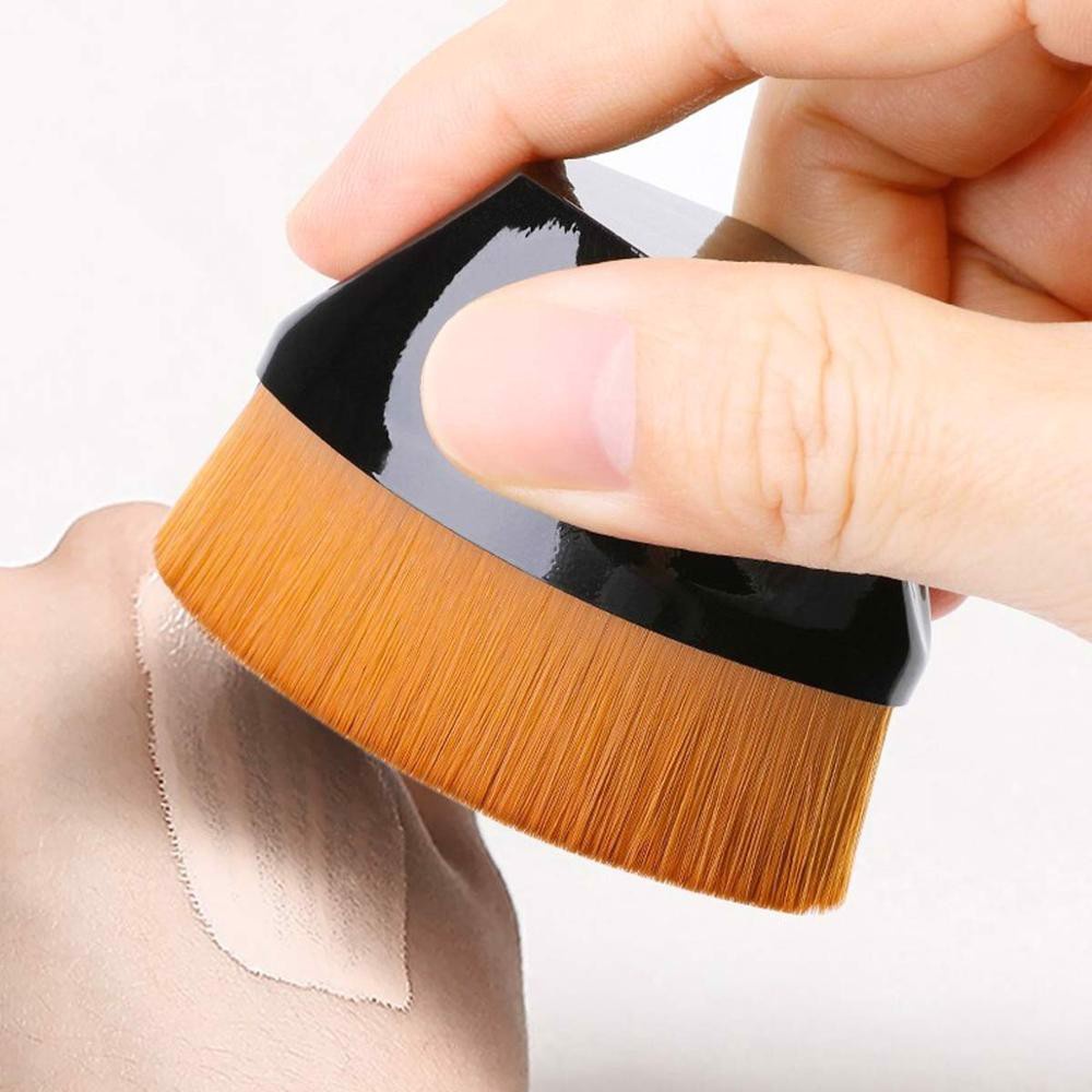 Cọ Tán Kem Nền Chuyên Dụng Cán Dẹp Lông Mịn Mướt MAANGE Nội Địa Trung