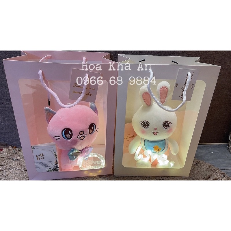 (Combo quà tặng) Set Gấu bông tặng Túi, Đèn, Thiệp cực xịn. Kích thước túi 15x25x35cm