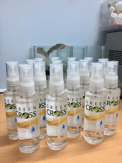 Nước rửa tay khô Green Cross-chai xịt 70ml Hương Dưa Táo/Trà xanh/Tự nhiên