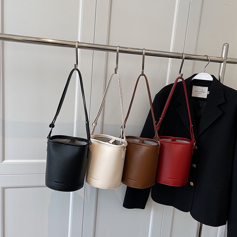 Túi Đeo Chéo Bằng Da PU Màu Đen Thời Trang Dành Cho Nữ