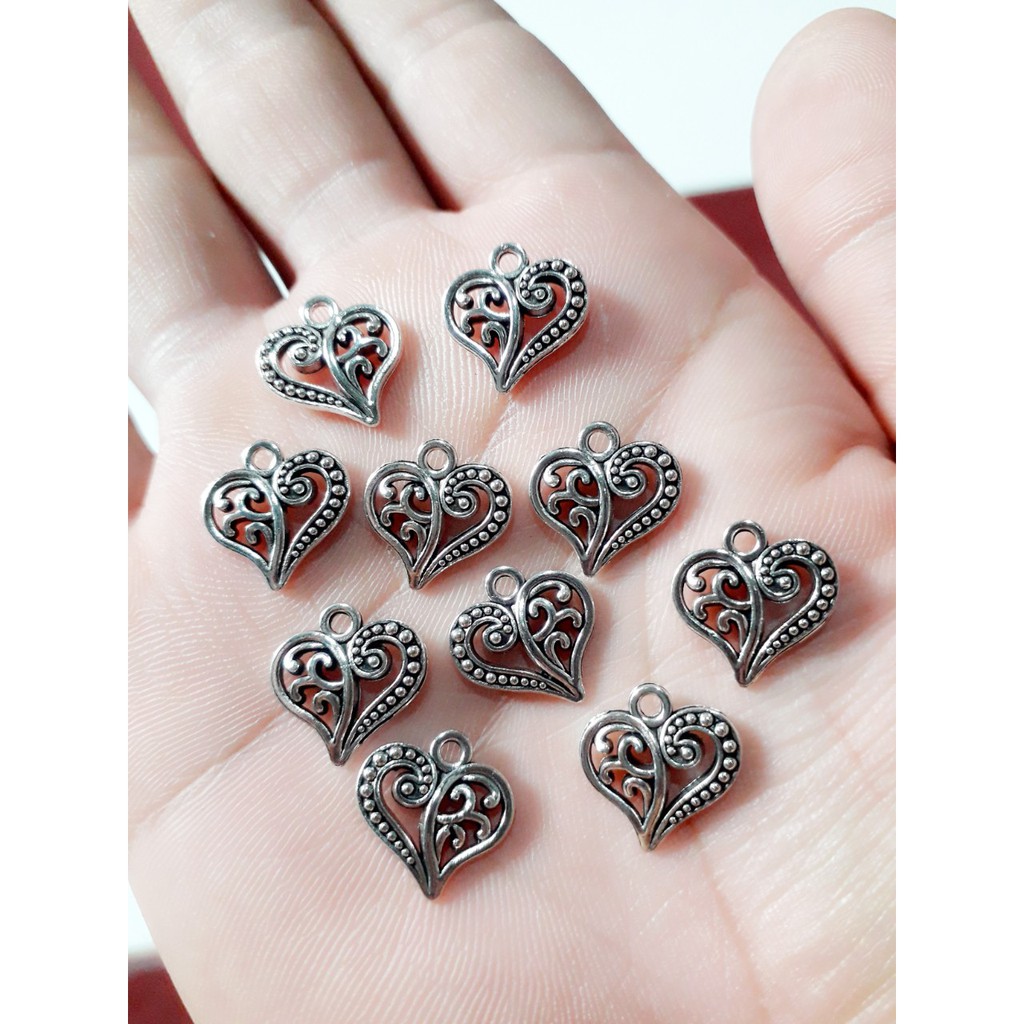 Charm sỉ giá rẻ : 50 gram = 23k / 1 gói [ Charm bạc cổ giá sỉ TPHCM ]