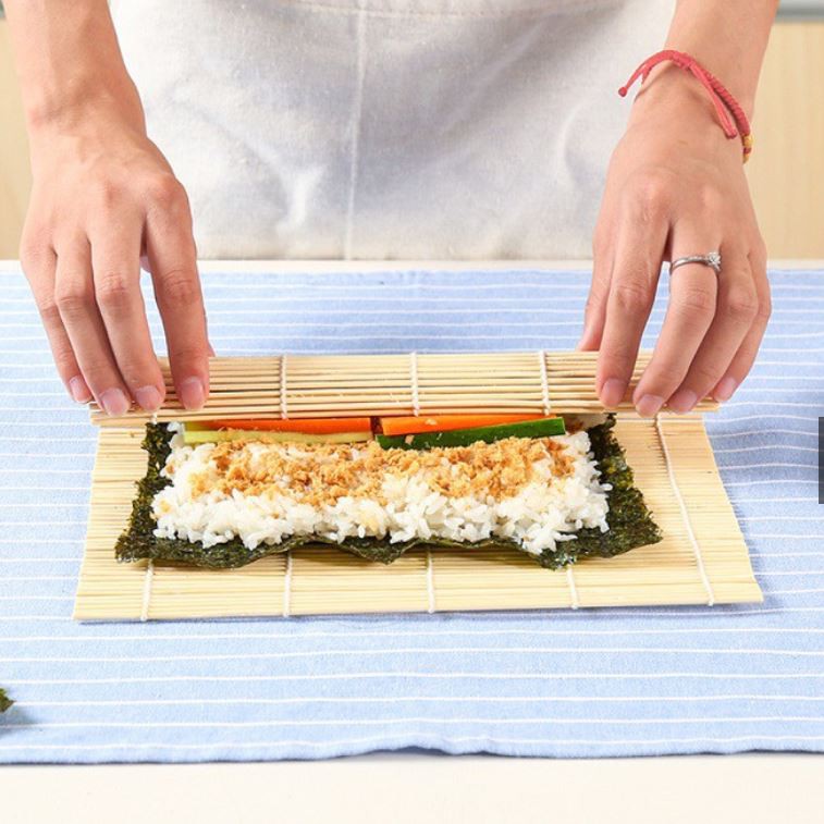 Mành tre cuốn kimbap sushi tiện lợi