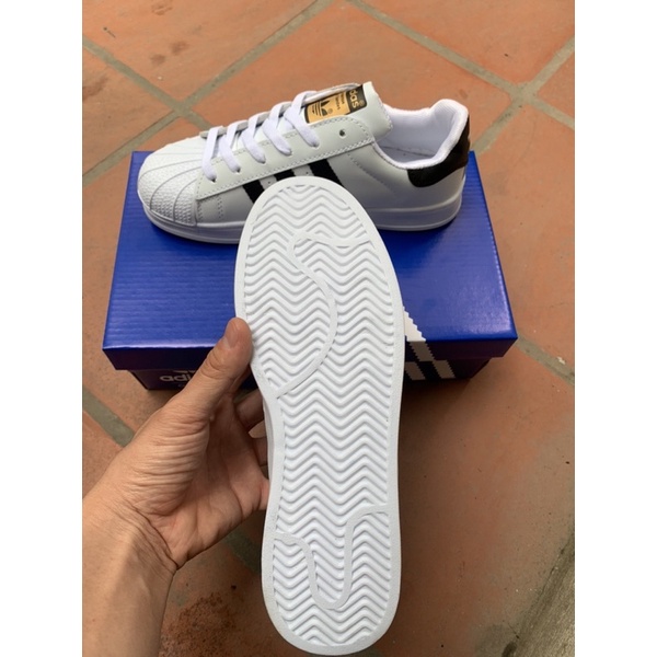 GIẦY THỂ THAO SUPERSTAN TEM VÀNG HÀNG CÓ SẴN