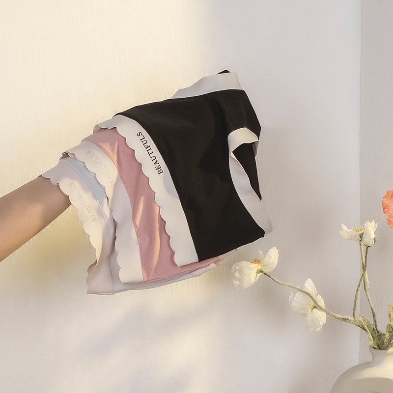 Quần lót nữ 𝐁𝐞𝐚𝐮𝐭𝐢𝐟𝐮𝐥, kháng khuẩn chất cotton viền lụa cạp lượn sóng mềm mại, nữ tính. Quần lót Ame
