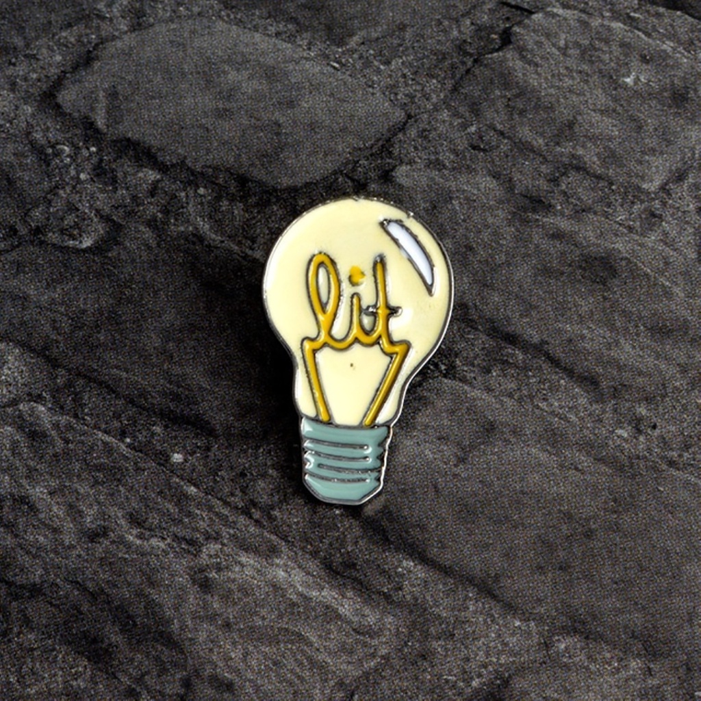 Ghim cài áo kiểu dáng bóng đèn độc đáo sáng tạo