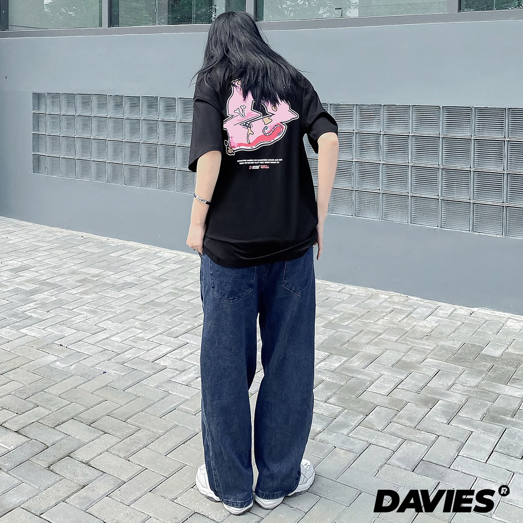 Áo thun nữ form rộng tay lỡ màu đen Davies - Black Monster Inside Tee