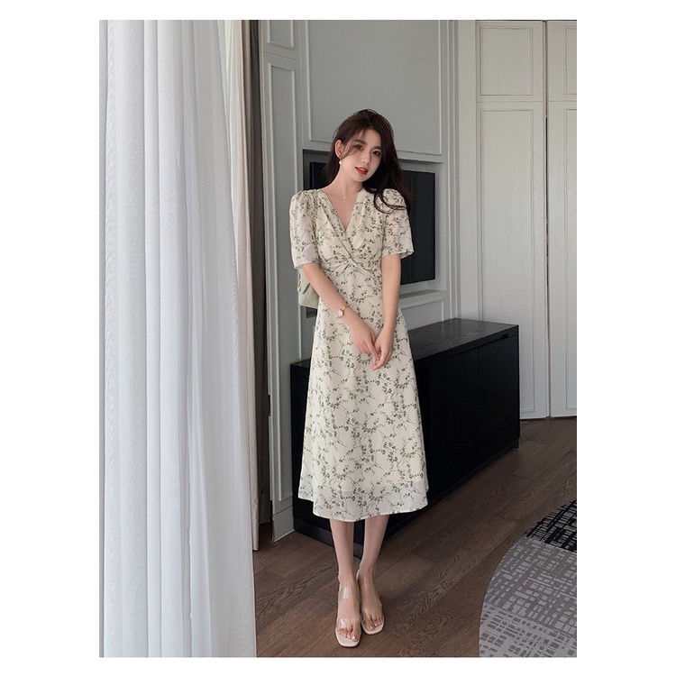 Váy đầm cổ V hoa nhí ly ngực bo eo dáng dài thanh lịch phong cách Hàn Quốc MS65561