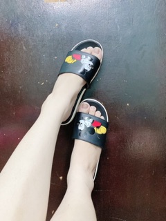 Mẫu dép bánh mì chuột Mickey ( from to khách lùi size )