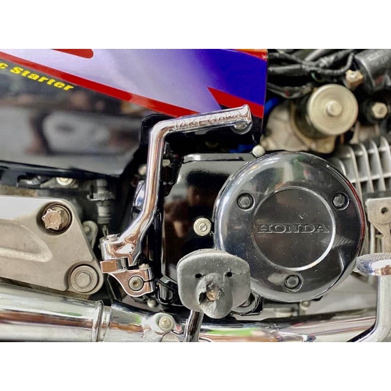 Giò đạp inox takegawa.