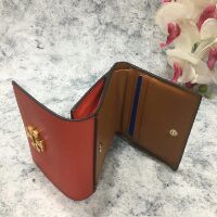 VÍ TORY BURCH