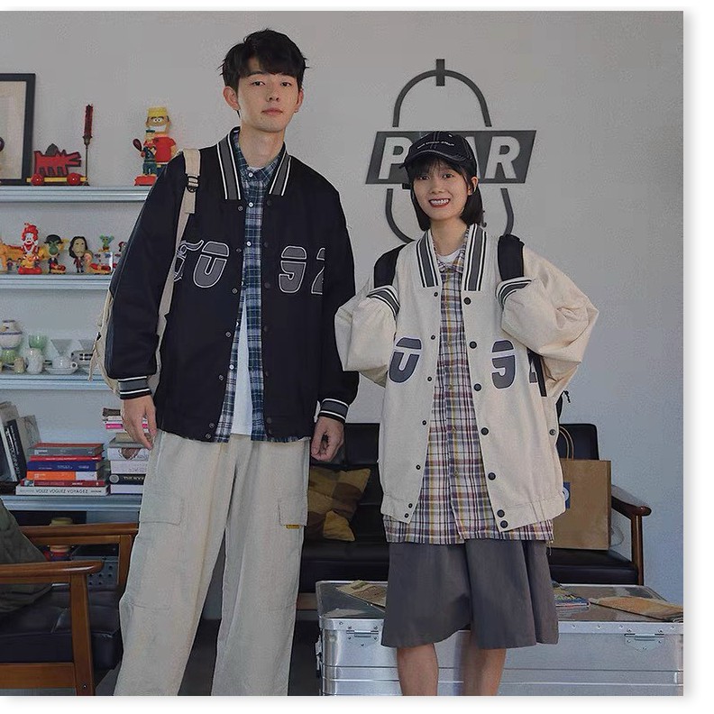 ÁO KHOÁC DÙ BOMBER NỮ NÚT CÀI PHỐI HỌA TIẾT CHỮ HAI MẶT PHONG CÁCH TRẺ TRUNG THỜI TRANG MỚI | BigBuy360 - bigbuy360.vn