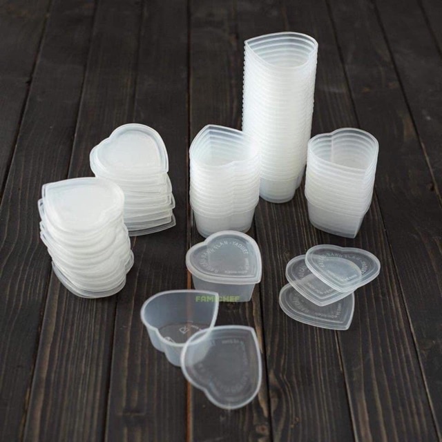 Set 50 khuôn làm bánh flan hình trái tim có nắp đậy Vĩnh Trường, nhựa an toàn - Tạp hoá mint