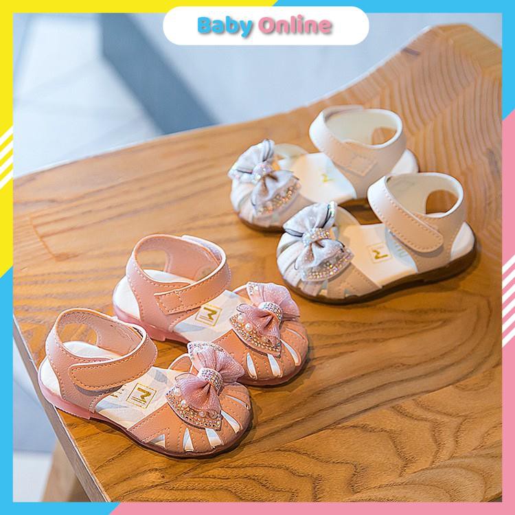 Giày sandal tập đi cho bé gái thời trang kín mũi đế mềm chống trơn trượt bé từ 9 tháng đến 4 tuổi ( A9 )