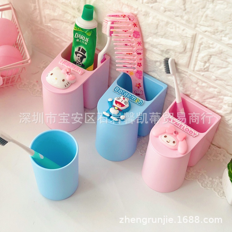 Kệ bàn chải kèm ly hít nam châm Hello Kitty - Doremon