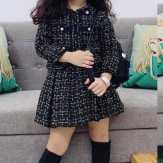 Váy dạ kèm áo khoác cho bé