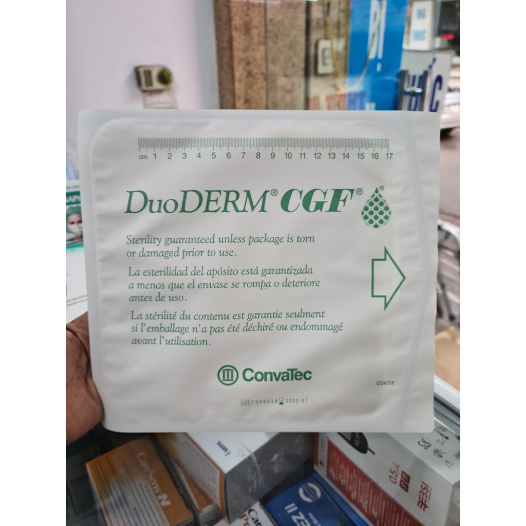 Miếng dán chống loét tỳ đè, vết thương, bỏng...20x20cm Duoderm CGF Usa (1 miếng)