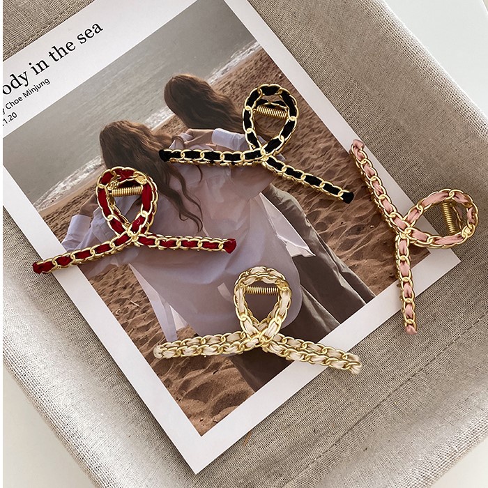 Kẹp Tóc Da Đính Hoa Trà Thời Trang Cho Nữ