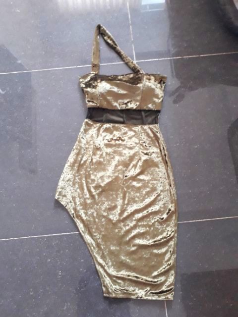 Đầm body nhung phối lưới