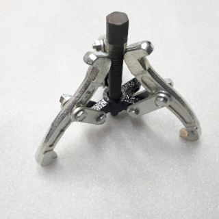 Dụng cụ cảo 3 chấu 3"