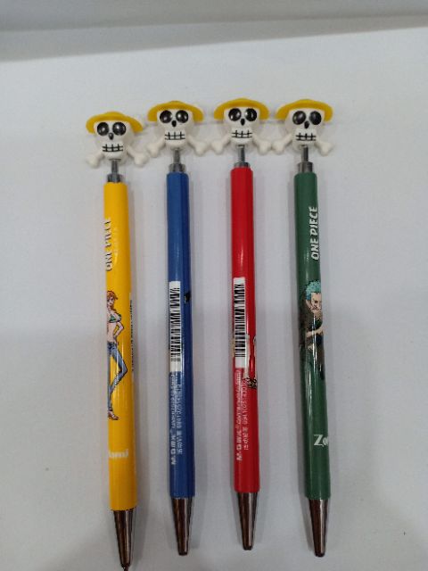 Bút chì bấm One Piece ngòi 0.5mm