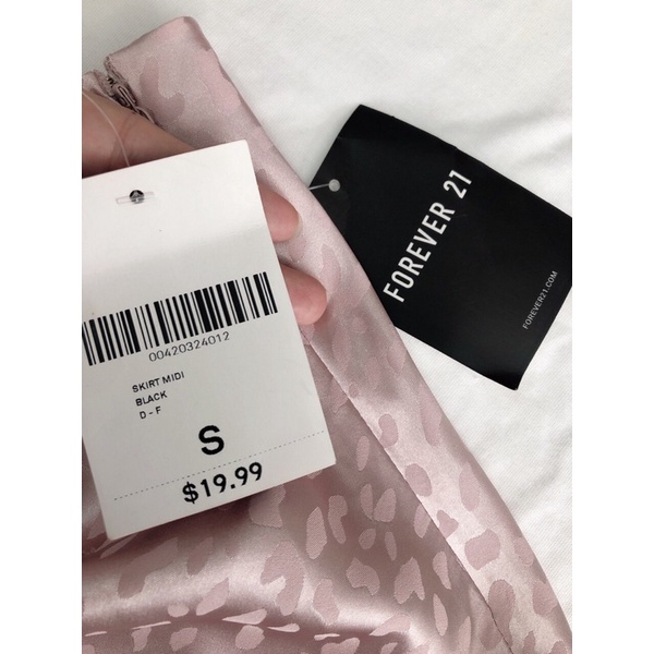 chân váy midi lụa f21 | BigBuy360 - bigbuy360.vn