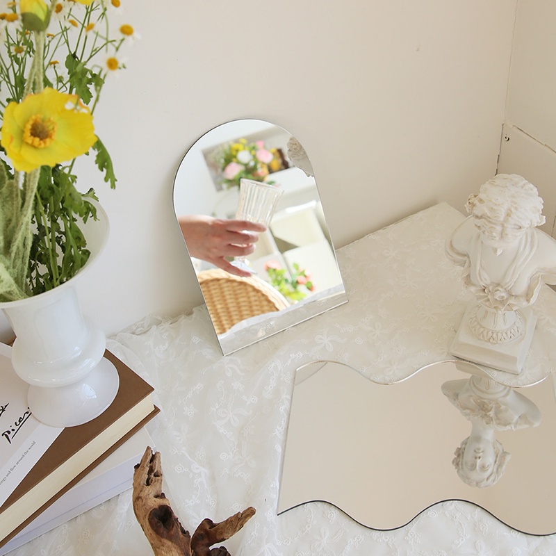 Gương trang điểm làm đạo cụ chụp ảnh acrylic bất đối xứng thời trang sáng tạo