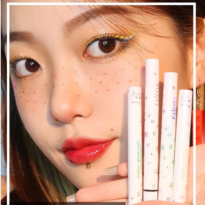 Bút Kẻ Mắt Dạng Gel Chống Thấm Nước Thiết Kế Hình Ngôi Sao/Mèo Kitty