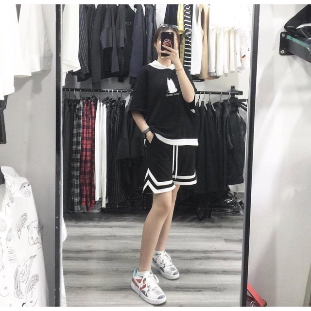 Quần SHORT V 2 LINE Unisex (Thun Poly Bao Giặt Máy Không Xù Lông - 5 Màu Trong Video Thật) | BigBuy360 - bigbuy360.vn