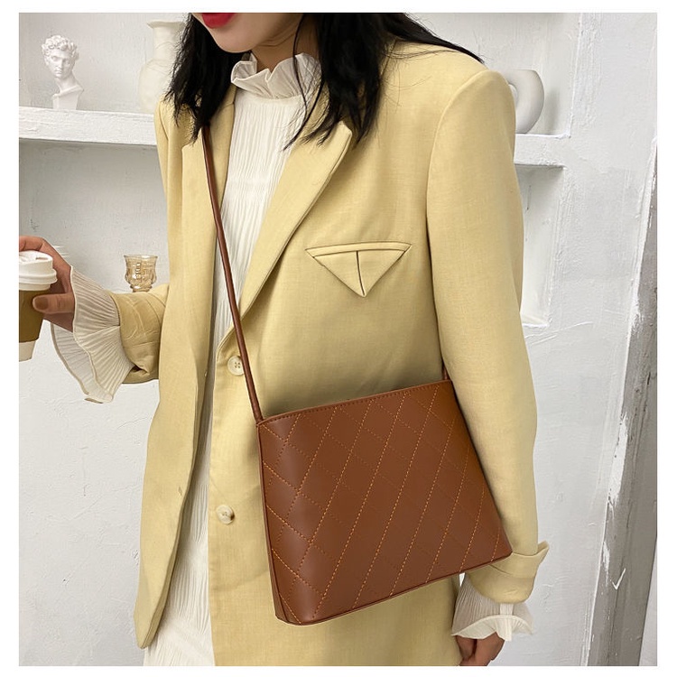 Túi Đeo Vai Hình Thoi Màu Đen/ Kaki/ Trắng Thời Trang Cho Nữ