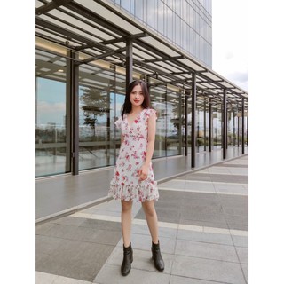 ĐẦM HOA NHÍ CỔ V