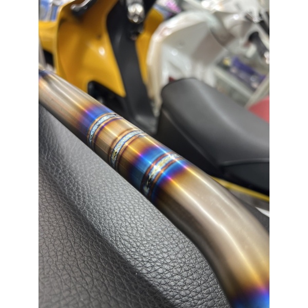 Co pô Titan Future Led tặng móng đầu bò CNC