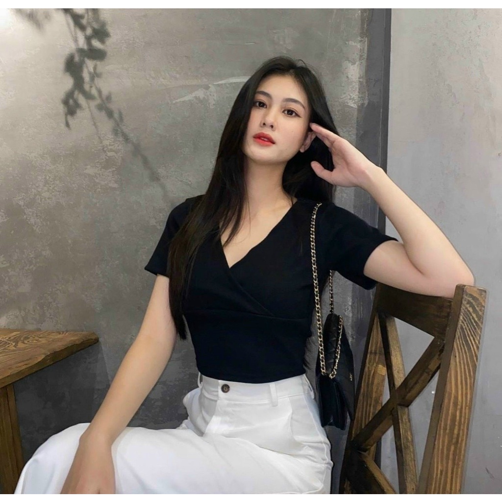Áo kiểu croptop cổ V cheo ngực cực xinh , chất thun bozip mềm mịn dày dặn