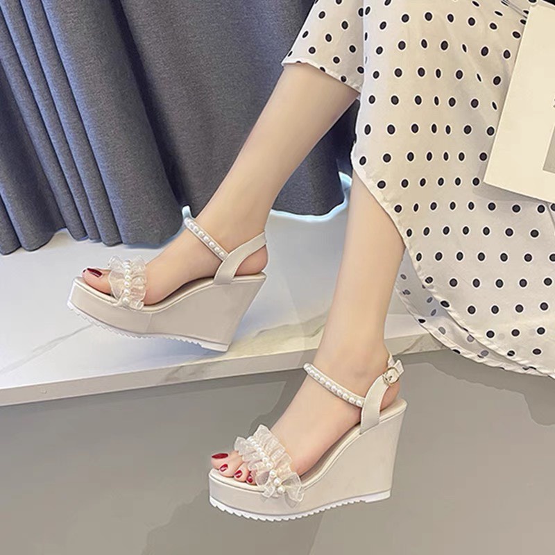 Sandal nữ quai bèo ngọc đế xuồng 10 phân