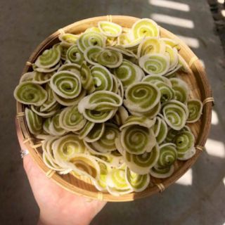 Bánh tai heo lá dứa