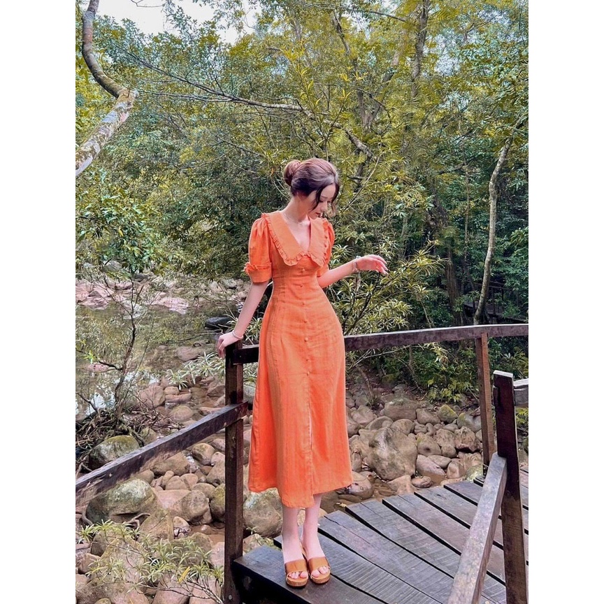 Đầm midi dáng dài xẻ tà cổ bèo tiểu thư dễ thương có 2 màu trắng, cam