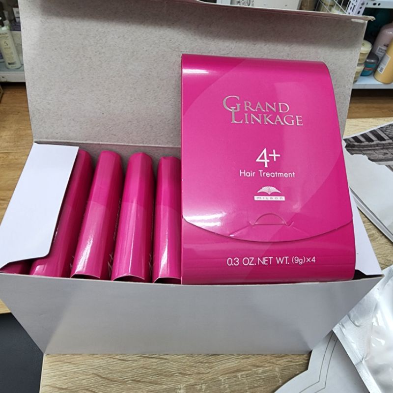 KEM DƯỠNG COLLAGEN SUÔN MƯỢT DÙNG TẠI NHÀ MILBON DEESSE'S