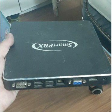 Tổng đài tự động SmartPBX UCM 8200 Seri