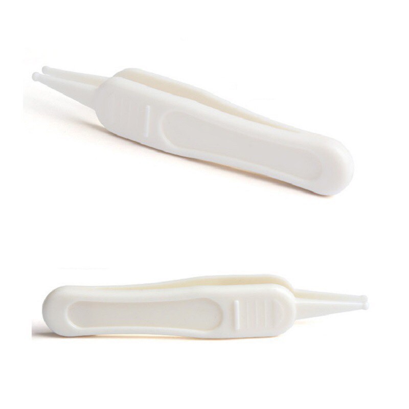 Nhíp Gắp Gỉ Mũi Cho Bé Có Nắp Đậy DD220