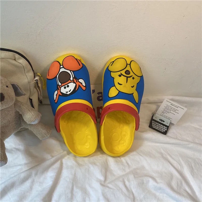 Dép Sandal Chống Trượt Thiết Kế Đục Lỗ Hoạ Tiết Hoạt Hình Xinh Xắn Dành Cho Nữ