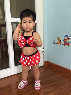 Thanh lý đồ bơi bé gái