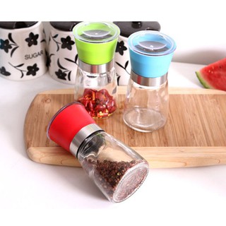 (XẢ KHO) Lọ đựng và xay hạt tiêu đa năng(an toan)