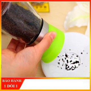 Sale Dụng cụ đựng và xay tiêu cầm tay đa năng Tốt