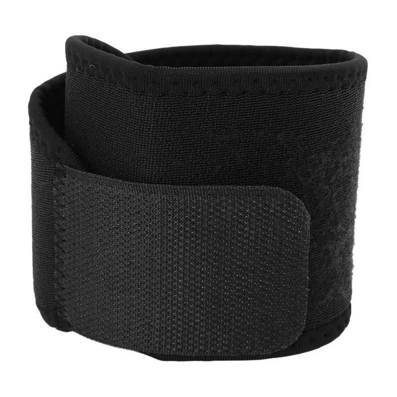 QQ Băng Quấn Bảo Vệ Cổ Tay Khi Chơi Thể Thao