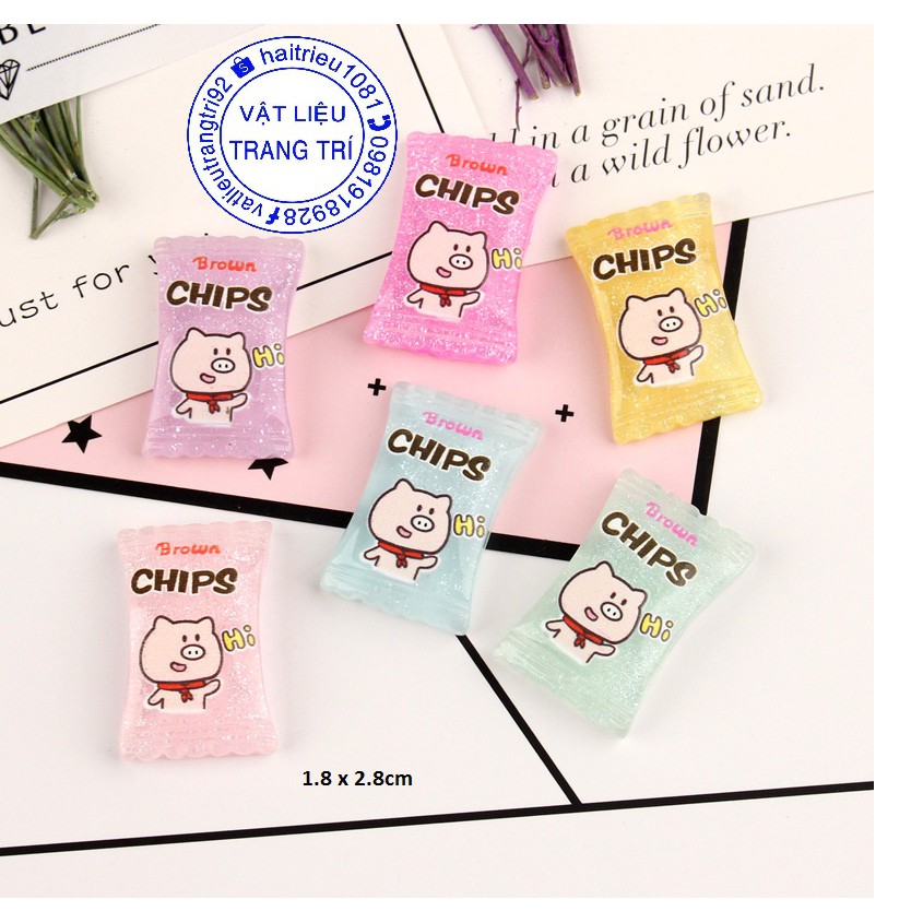 Mô hình kẹo chips gấu sweet trong suốt trái tim charm slime