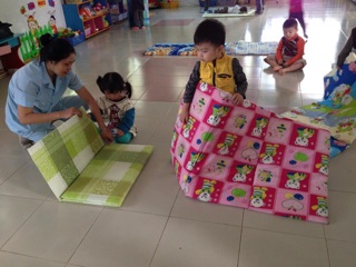 Bộ nệm & gối nhà trẻ 