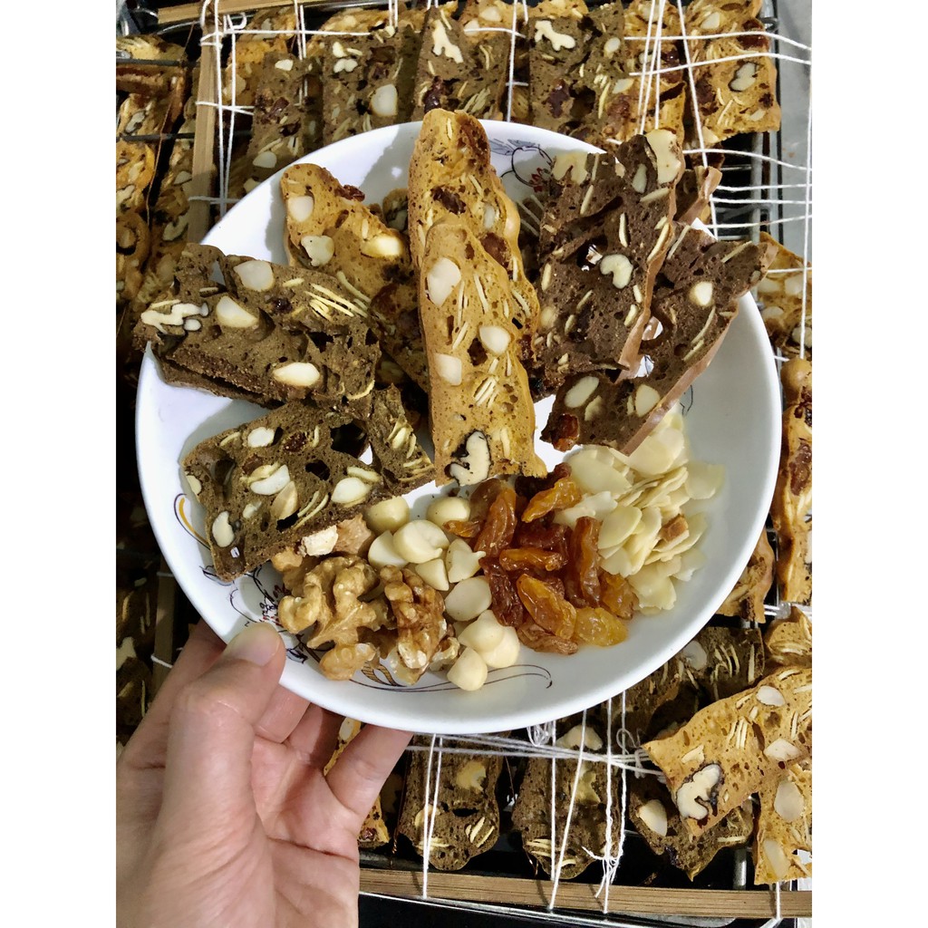 {GIÁ SỈ} 500g BISCOTTI nguyên cám,ăn kiêng, óc chó, macca, hạnh nhân, nho khô cao cấp, dày hạt, homemade {Hình thật}